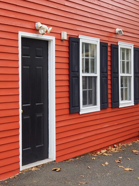 Red Vinyl Siding Installation in Nashville