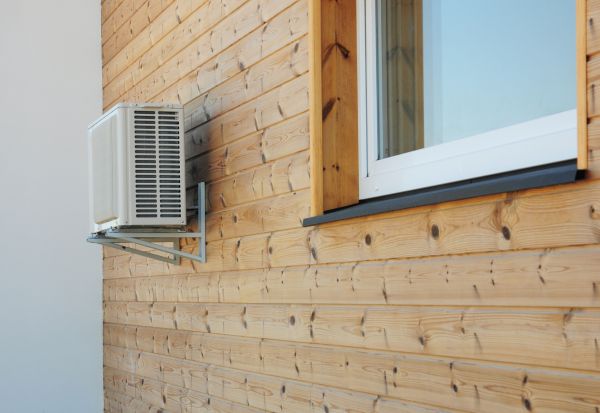 Cost of Pine Wood Siding Installation in Nashville