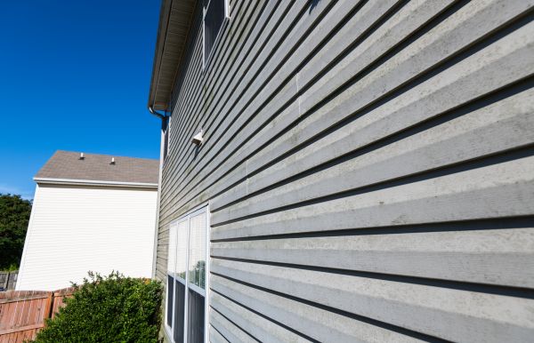 Vinyl Siding Panel Replacement in Nashville